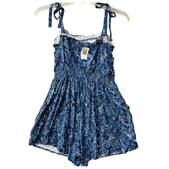 Torrid Challis Tie Straps Romper Dark Blue Floral Smocked Waist Pockets 00/10 - Picture 5 of 13